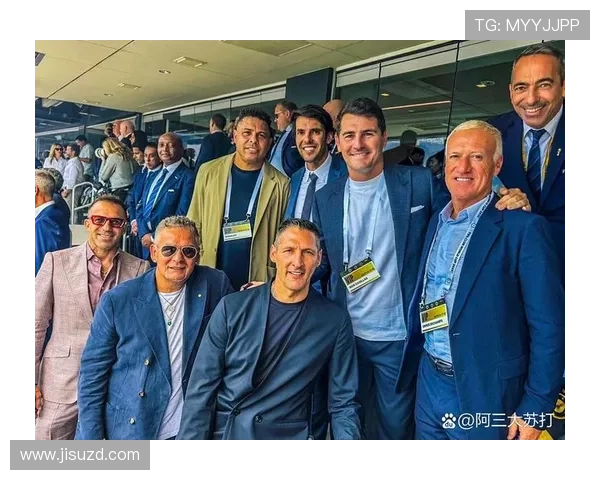 全球顶级足球明星汇总及其成就分析与影响力探讨